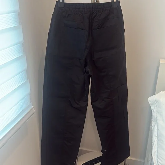 Black nylon pants - Picture 3 of 4